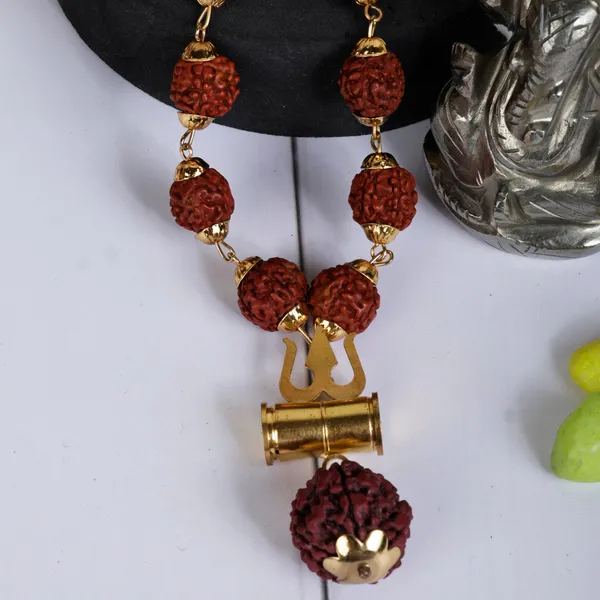 Modern_Gold_Plated_Rudraksha_Mala_With_Shiv_Ji_Trishool_Damroo